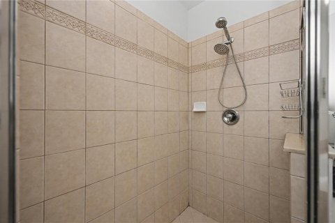Condo in Punta Gorda, Florida, 2 bedrooms № 2119413 - photo 24