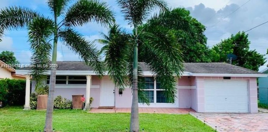Villa ou maison à Sunrise, Floride 2 chambres, 111.48 m2 № 1951232