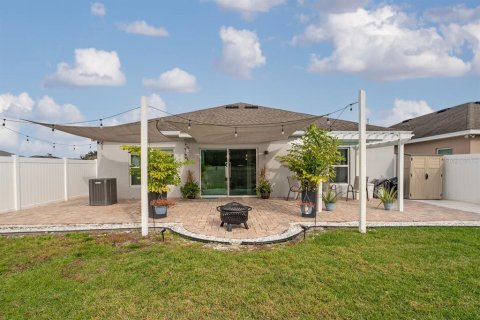 Villa ou maison à louer à Kissimmee, Floride: 4 chambres, 166.85 m2 № 1840561 - photo 29