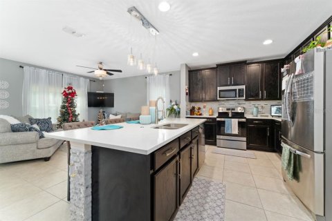 Villa ou maison à louer à Kissimmee, Floride: 4 chambres, 166.85 m2 № 1840561 - photo 15
