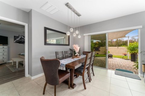 Villa ou maison à louer à Kissimmee, Floride: 4 chambres, 166.85 m2 № 1840561 - photo 13