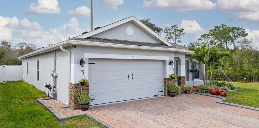 Villa ou maison à Kissimmee, Floride 4 chambres, 166.85 m2 № 1840561