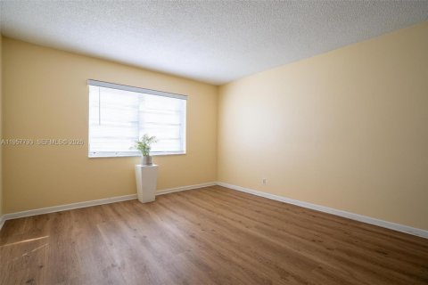 Condominio en venta en Hollywood, Florida, 1 dormitorio, 60.39 m2 № 2020918 - foto 24