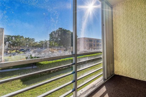 Condominio en venta en Hollywood, Florida, 1 dormitorio, 60.39 m2 № 2020918 - foto 30