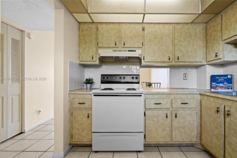 Condominio en venta en Hollywood, Florida, 1 dormitorio, 60.39 m2 № 2020918 - foto 16