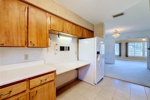 House in Tavares, Florida 3 bedrooms, 142.33 sq.m. № 2208547 - photo 21
