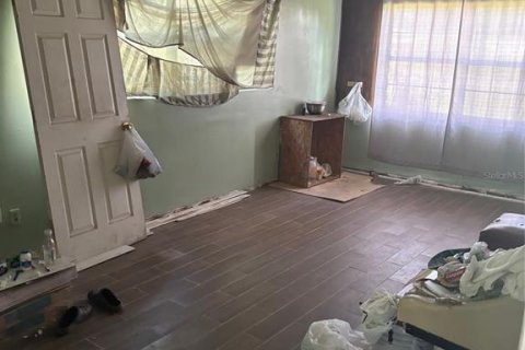 Casa en venta en Orlando, Florida, 4 dormitorios, 141.3 m2 № 1916944 - foto 7
