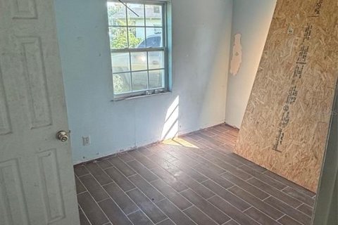 Casa en venta en Orlando, Florida, 4 dormitorios, 141.3 m2 № 1916944 - foto 10