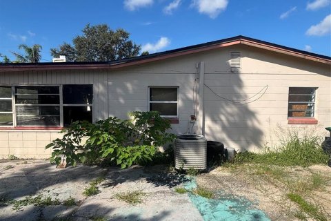 Casa en venta en Orlando, Florida, 4 dormitorios, 141.3 m2 № 1916944 - foto 16