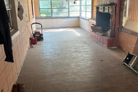 Casa en venta en Orlando, Florida, 4 dormitorios, 141.3 m2 № 1916944 - foto 4