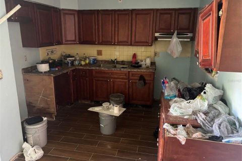 Casa en venta en Orlando, Florida, 4 dormitorios, 141.3 m2 № 1916944 - foto 3