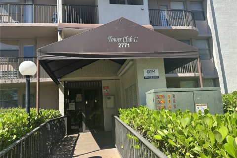 Condo in Coral Springs, Florida, 1 bedroom  № 1792447 - photo 15