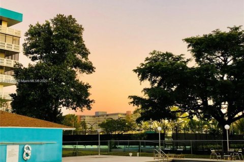 Condominio en alquiler en Hollywood, Florida, 2 dormitorios, 106.84 m2 № 1929196 - foto 23