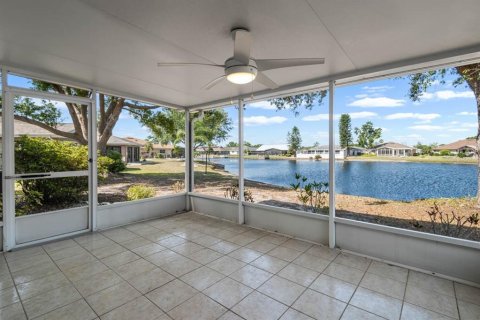 House in Sun City Center, Florida 2 bedrooms, 140.84 sq.m. № 1655719 - photo 22