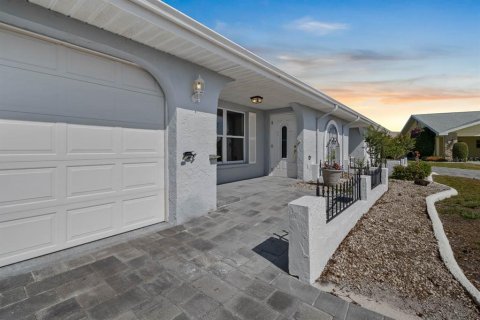 House in Sun City Center, Florida 2 bedrooms, 140.84 sq.m. № 1655719 - photo 4