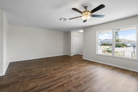 House in Sun City Center, Florida 2 bedrooms, 140.84 sq.m. № 1655719 - photo 6