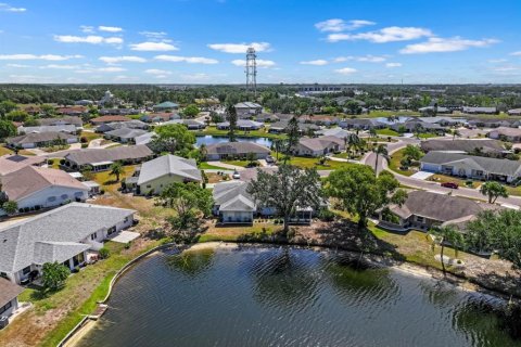 House in Sun City Center, Florida 2 bedrooms, 140.84 sq.m. № 1655719 - photo 26