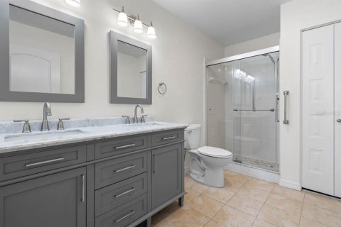 House in Sun City Center, Florida 2 bedrooms, 140.84 sq.m. № 1655719 - photo 15