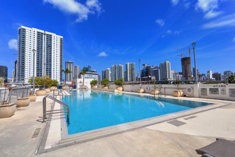 Condo in Miami, Florida, 2 bedrooms  № 1868122 - photo 14