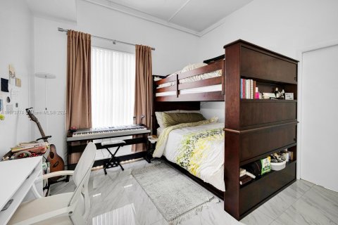 Condominio en venta en Miami, Florida, 2 dormitorios, 88.63 m2 № 1868122 - foto 12