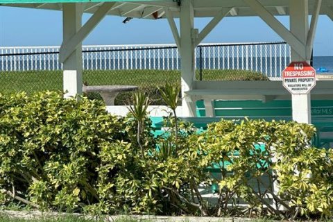 Land in Redington Shores, Florida № 1522613 - photo 11