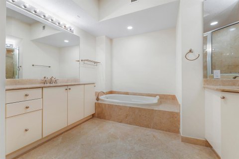 Copropriété à louer à West Palm Beach, Floride: 2 chambres, 150.97 m2 № 2387797 - photo 9
