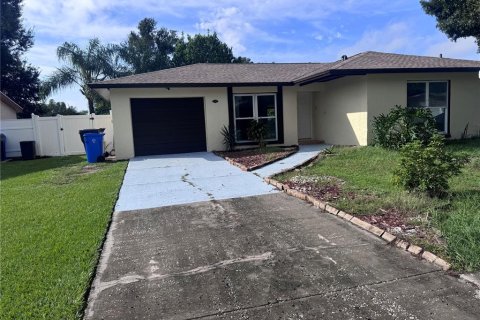 Villa ou maison à Tampa, Floride 2 chambres, 103.12 m2 № 2411439