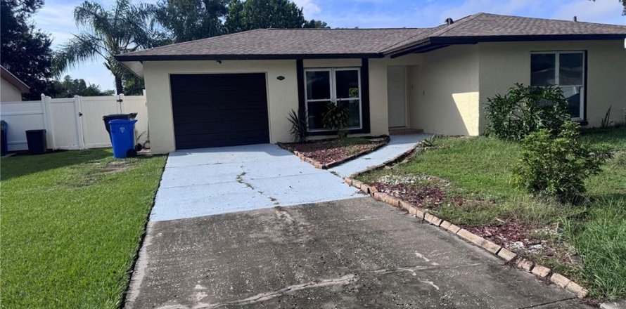 Villa ou maison à Tampa, Floride 2 chambres, 103.12 m2 № 2411439