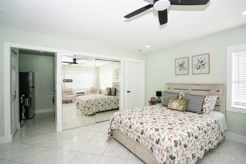 Condo in Tampa, Florida, 3 rooms № 2206685 - photo 25