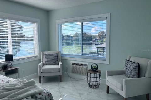 Condo in Tampa, Florida, 3 rooms № 2206685 - photo 7