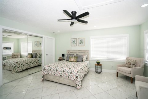 Condo in Tampa, Florida, 3 rooms № 2206685 - photo 27