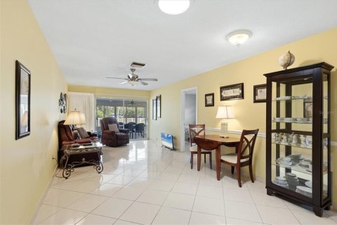 Casa en venta en Sarasota, Florida, 2 dormitorios, 86.77 m2 № 2101219 - foto 5