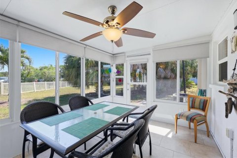 Casa en venta en Sarasota, Florida, 2 dormitorios, 86.77 m2 № 2101219 - foto 19