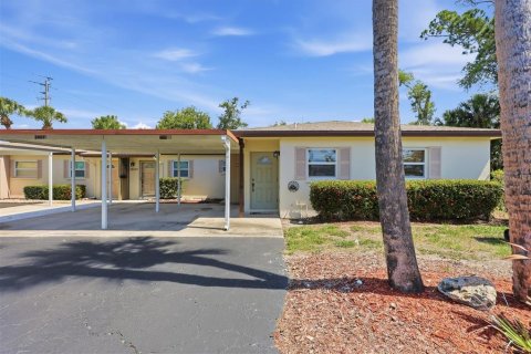 House in Sarasota, Florida 2 bedrooms, 86.77 sq.m. № 2101219