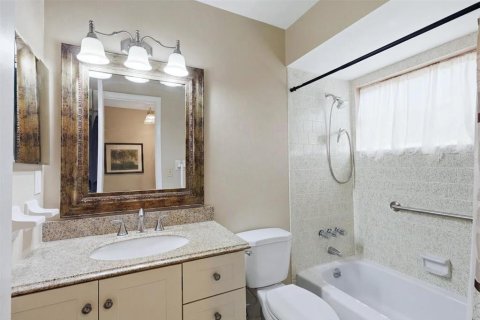 Casa en venta en Sarasota, Florida, 2 dormitorios, 86.77 m2 № 2101219 - foto 17