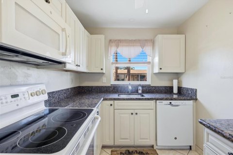 Casa en venta en Sarasota, Florida, 2 dormitorios, 86.77 m2 № 2101219 - foto 7