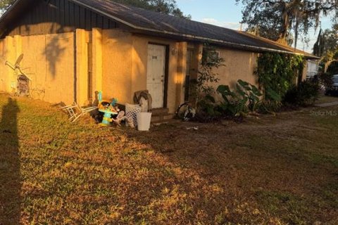 Propiedad comercial en Lake Wales, Florida 4 dormitorios, 135.36 m2 № 2120237