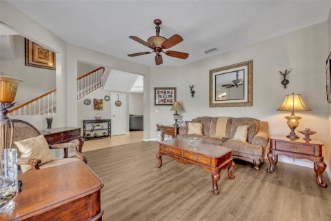 Casa en venta en Orlando, Florida, 5 dormitorios, 369.1 m2 № 1909951 - foto 22