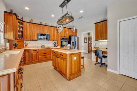 Casa en venta en Orlando, Florida, 5 dormitorios, 369.1 m2 № 1909951 - foto 5