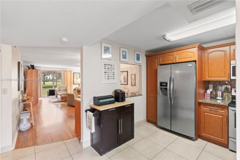 Condominio en venta en Pembroke Pines, Florida, 2 dormitorios, 108.7 m2 № 1896873 - foto 9