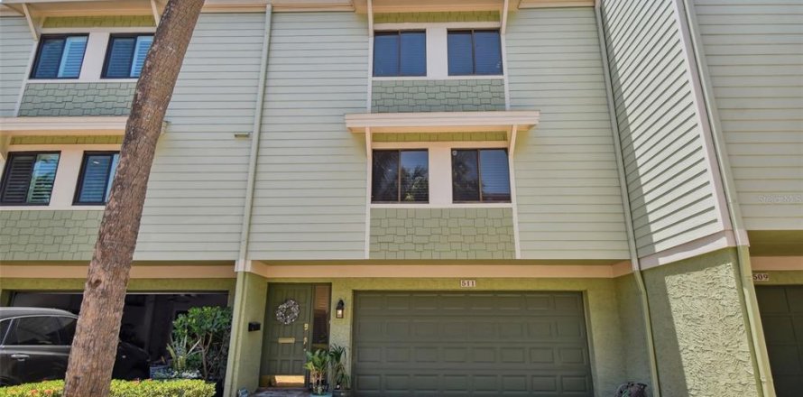 Touwnhouse à Treasure Island, Floride 3 chambres, 188.13 m2 № 1858462