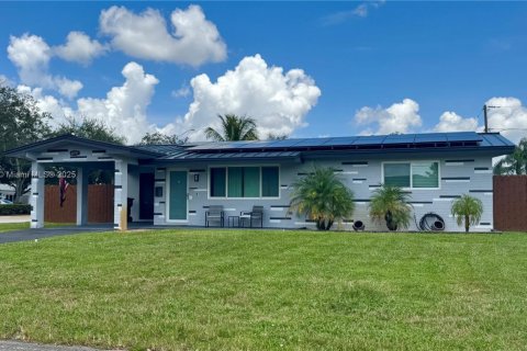 Casa en alquiler en Pembroke Pines, Florida, 3 dormitorios, 112.32 m2 № 1898168 - foto 4