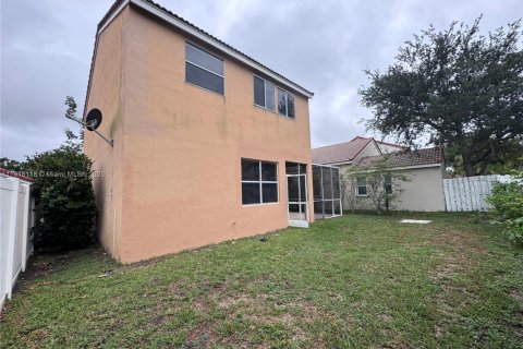 House in Weston, Florida 4 bedrooms, 198.16 sq.m. № 1972979 - photo 28