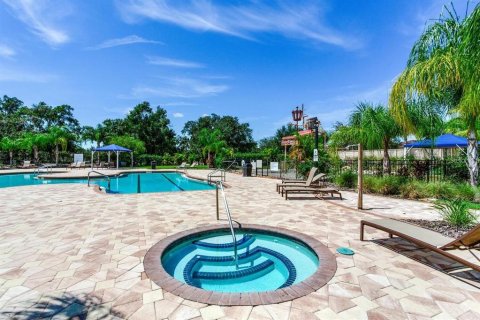 House in Fish Hawk, Florida 4 bedrooms, 246.47 sq.m. № 1547277 - photo 28