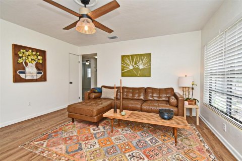 Villa ou maison à vendre à Orlando, Floride: 3 chambres, 101.08 m2 № 1782968 - photo 5