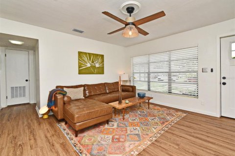 Villa ou maison à vendre à Orlando, Floride: 3 chambres, 101.08 m2 № 1782968 - photo 6