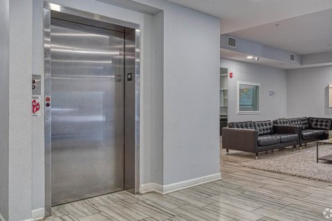 Commercial property in Orlando, Florida 480 bedrooms, 68.56 sq.m. № 1878218 - photo 15