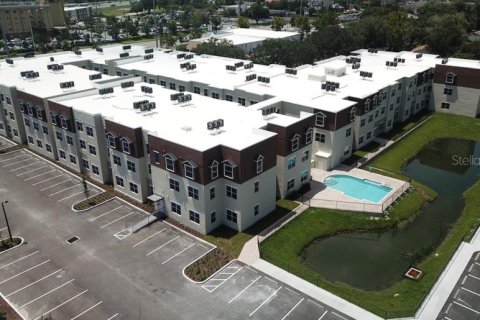 Commercial property in Orlando, Florida 480 bedrooms, 68.56 sq.m. № 1878218 - photo 1