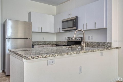Commercial property in Orlando, Florida 480 bedrooms, 68.56 sq.m. № 1878218 - photo 18