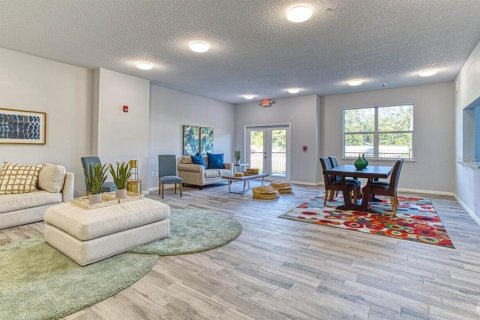 Commercial property in Orlando, Florida 480 bedrooms, 68.56 sq.m. № 1878218 - photo 11